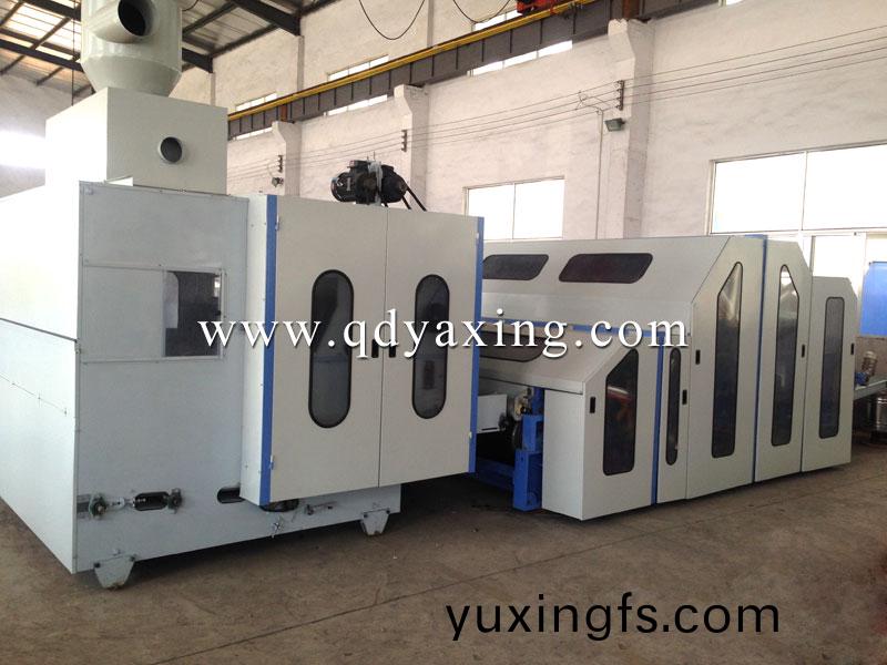 YXS-268型(xing)新(xin)型高(gao)速(su)梳(shu)理(li)機(ji)